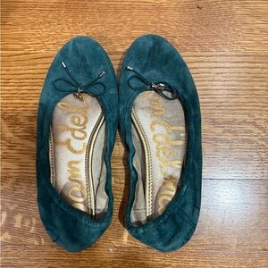 Size 6 green Sam Edelman flats
